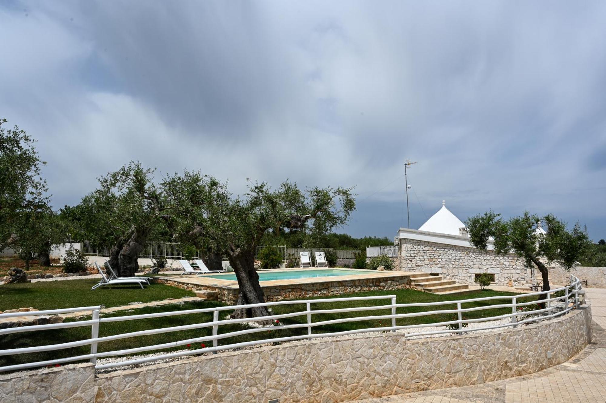 Апартаменти Trulli Lisanna - Apulian Hideaway With Pool Antonelli Екстер'єр фото