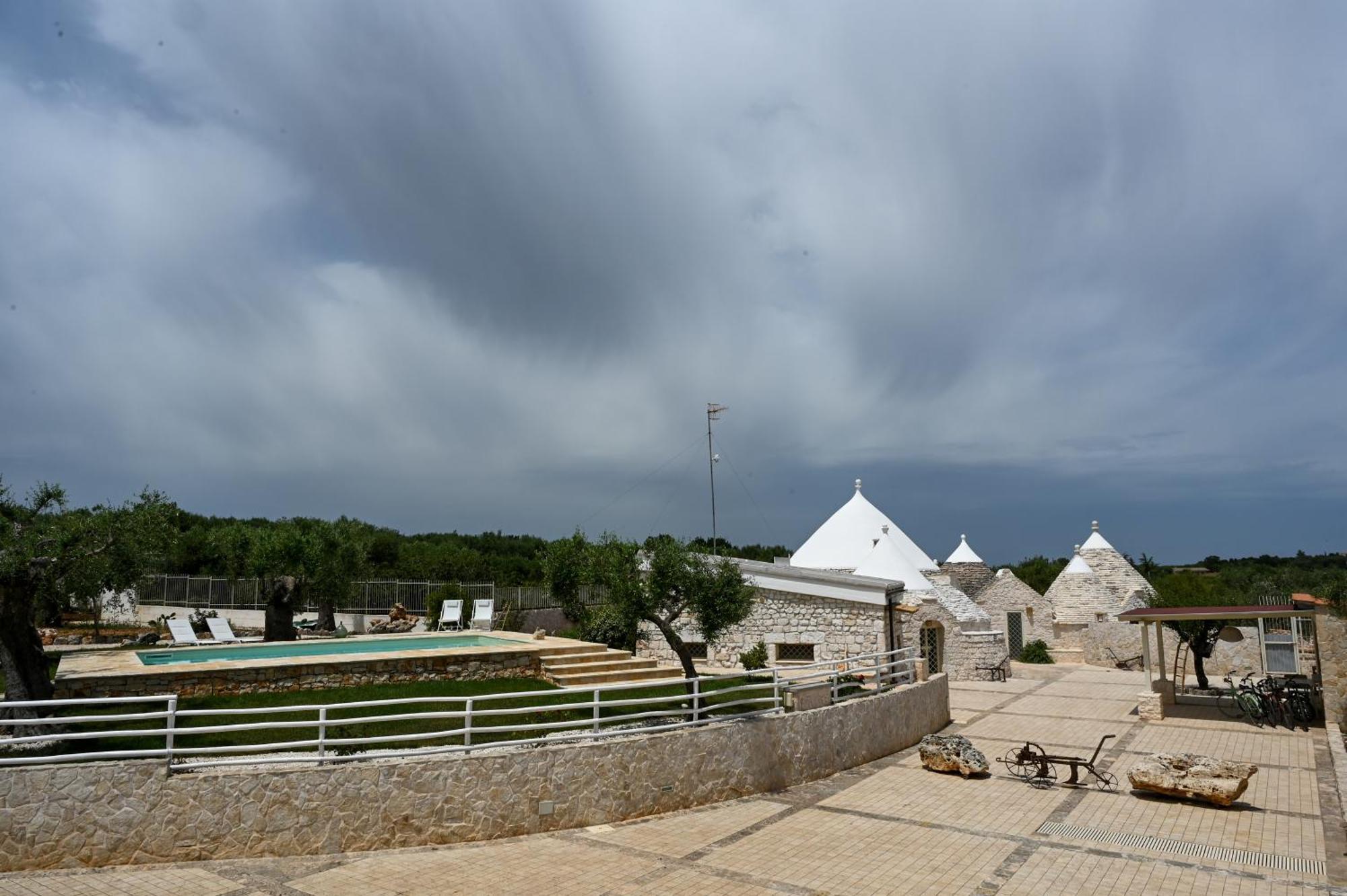 Апартаменти Trulli Lisanna - Apulian Hideaway With Pool Antonelli Екстер'єр фото